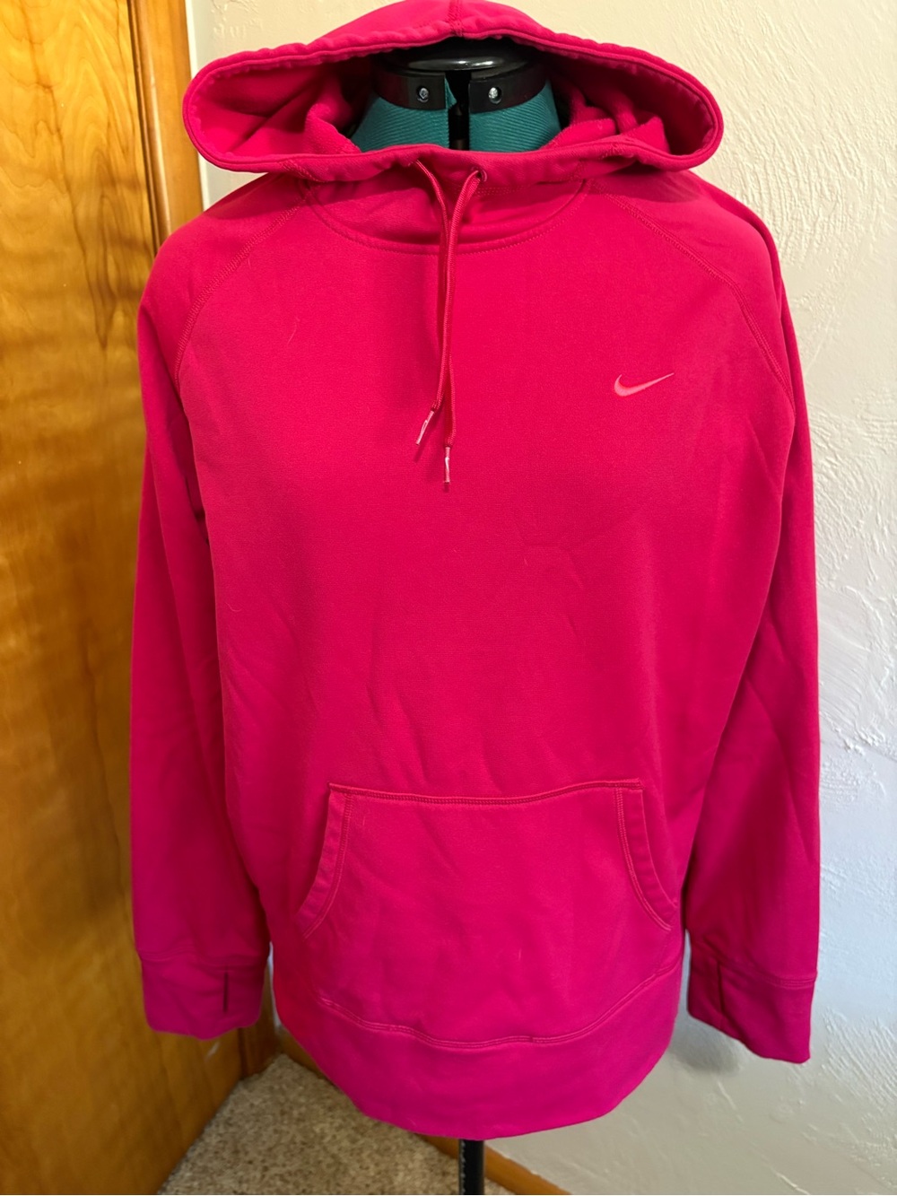 Nike Women's Bright Pink Pullover Hoodie Sweater